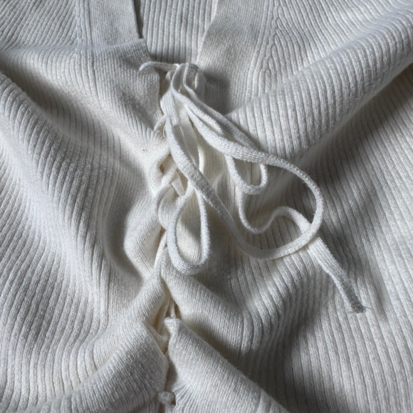 Abercrombie Knit Sweater - Picture 3 of 4